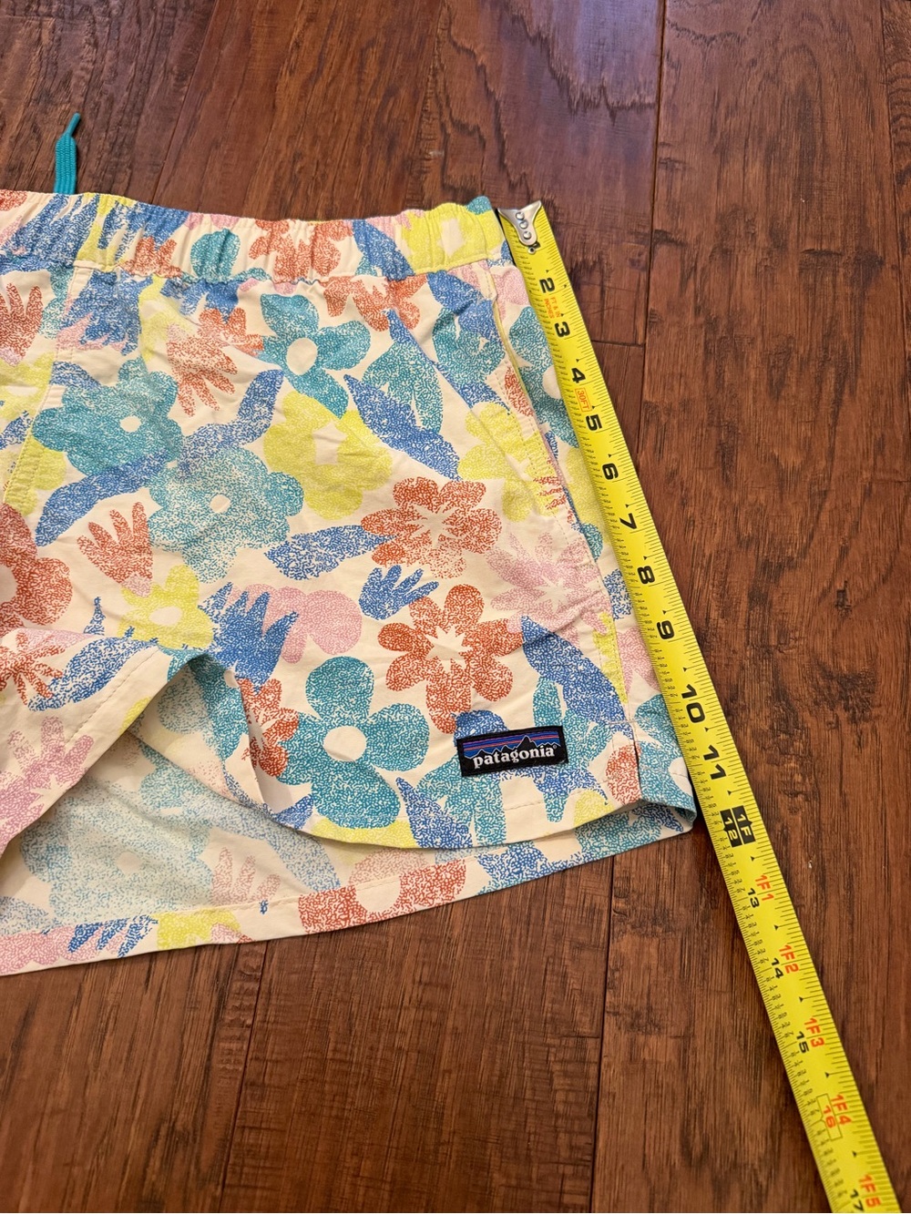 Women’s Patagonia Barely Baggies Shorts - Picture 10 of 14